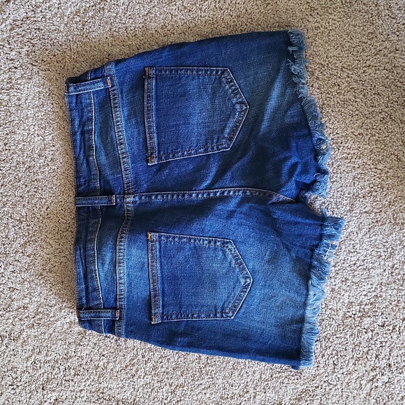 Side lace up jean shorts - Picture 5 of 5